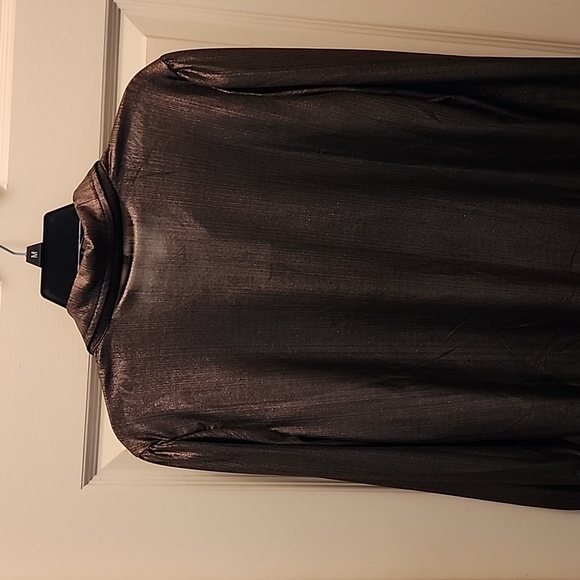 Shirt - Picture 2 of 3